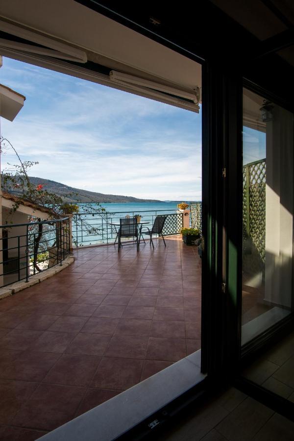 Velanidia Apartments Plataria Extérieur photo