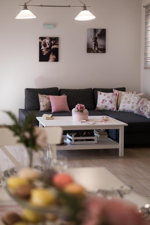 Velanidia Apartments Plataria Extérieur photo